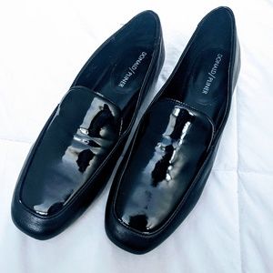 •Donald J Pliner• Deede Flats